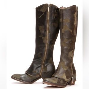 Donald J Pliner Devi13 olive vintage suede boot